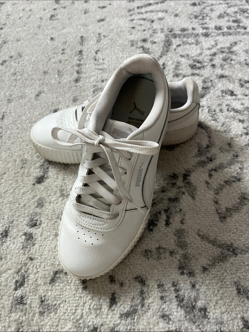 Puma Carina L Women's White Low-Top Sneakers